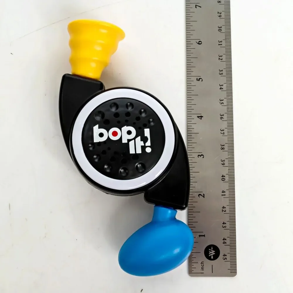 2014 Hasbro Handheld BOP IT! Electronic Game